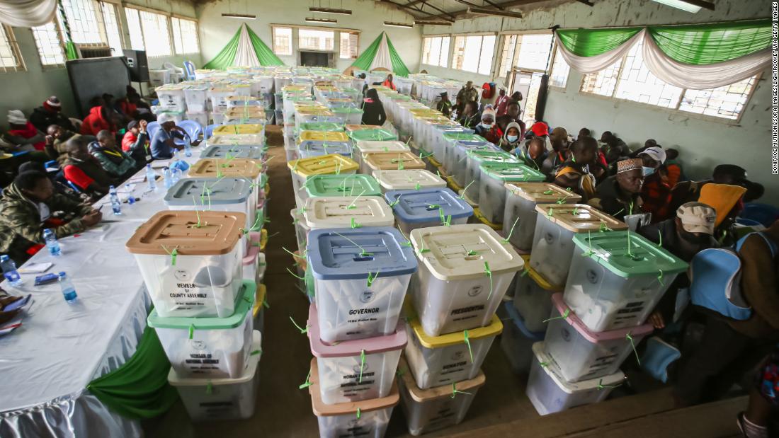 Kenya electoral officials blame presidential candidates’ agents for results delay